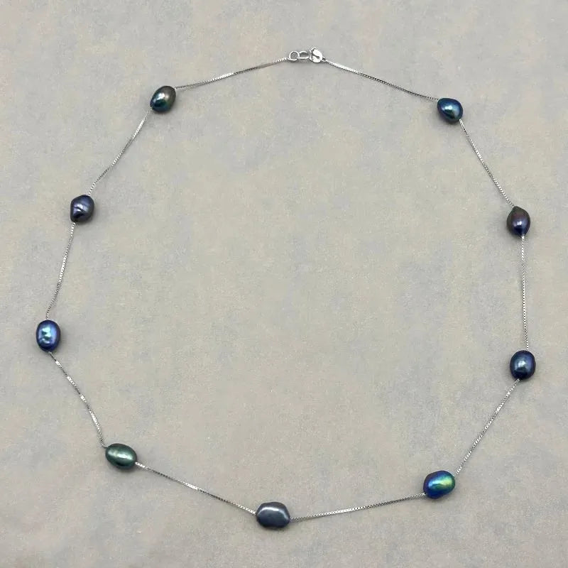 Éloise Freshwater Pearl Station Necklace