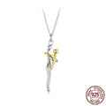 Élodie Mother & Child Hug Necklace